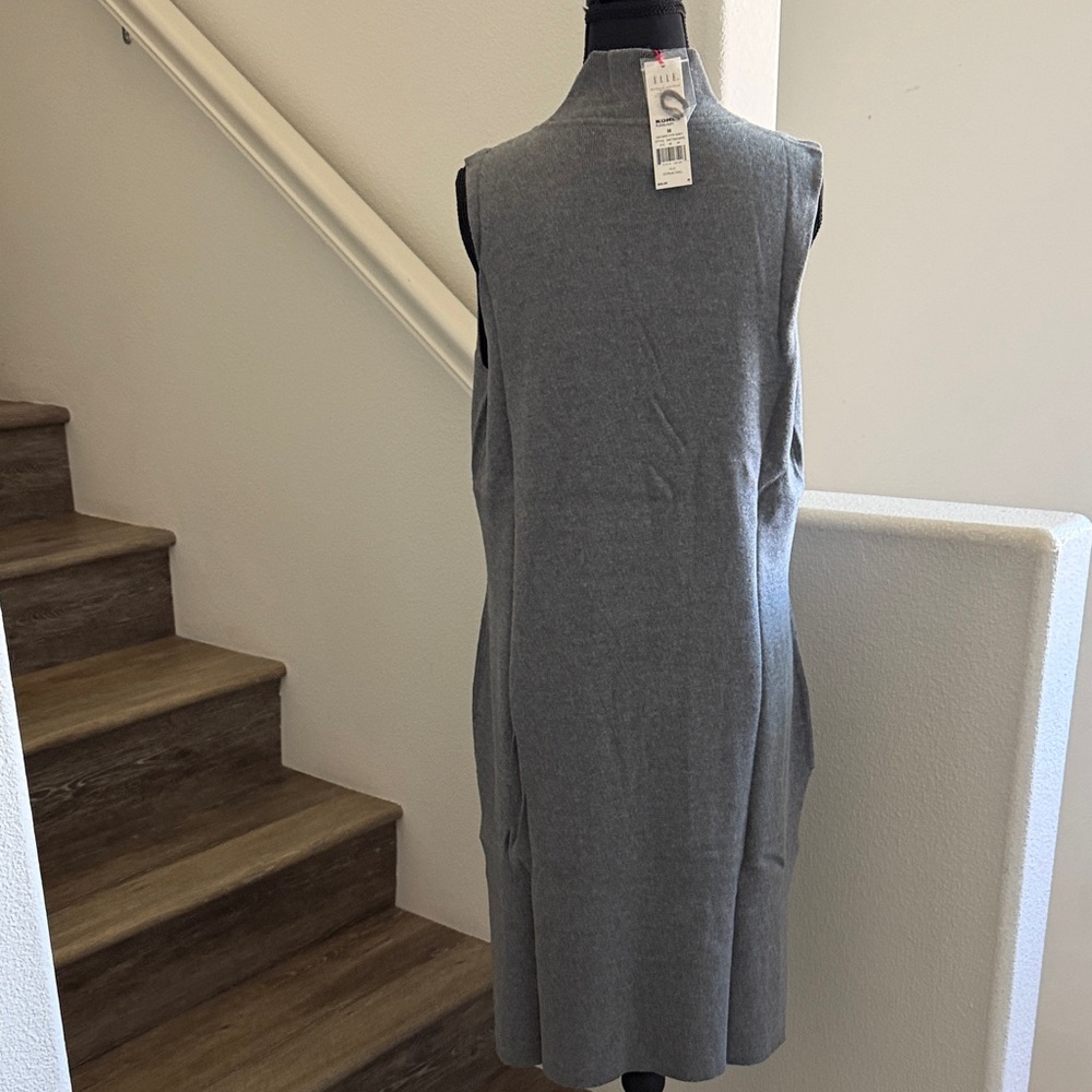 NWT Sleeveless Open Front Long Grey Knit Vest with Pockets - Picture 6 of 12